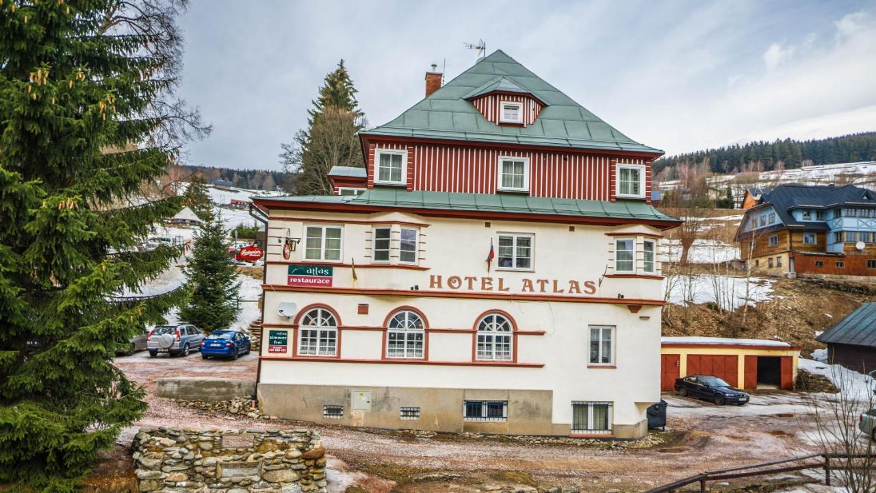 Hotel Atlas Pec pod Sněžkou Exterior foto